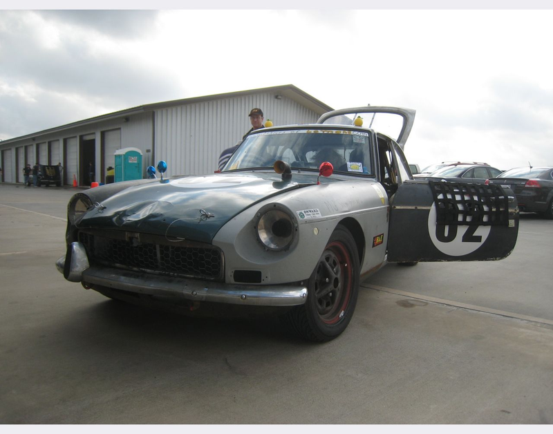 Illustration for article titled Guess The 24 Hours Of LeMons Lap Totals, Win Fabulous Prizes: Opel GT or MGB-GT?